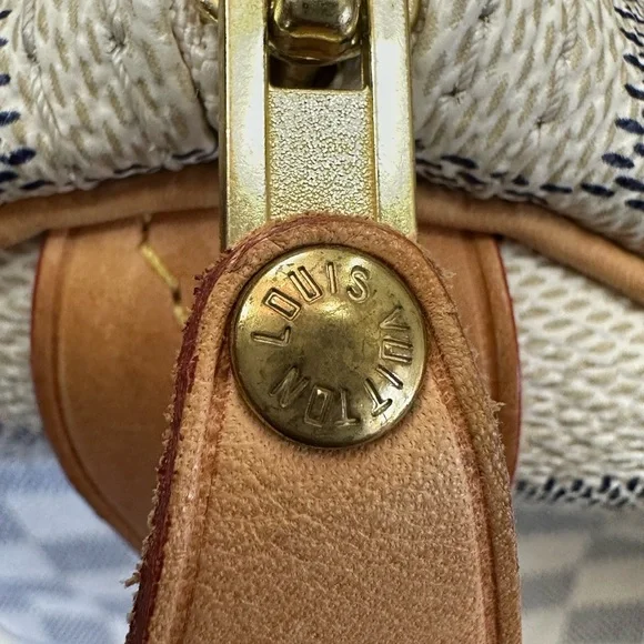 Louis Vuitton bag - Picture 6 of 11